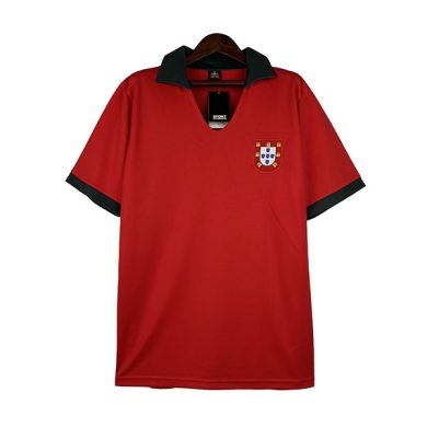 Retro-1972-Portugal-Home-Soccer-Jersey