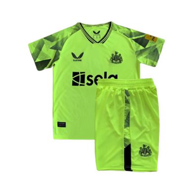 Kids-2023-2024-Newcastle-United-Goalkeeper-Green-Soccer-Kit