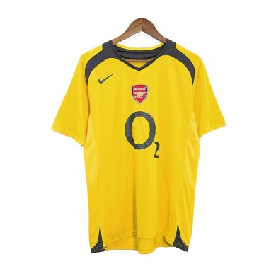 Retro-2005-2006-Arsenal-Away-Soccer-Jersey